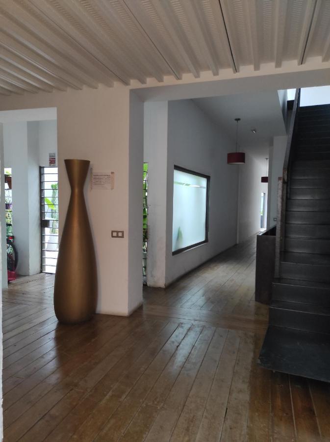 Habitacion Y Bano En Planta Independiente En Centro De Sevilla Exteriör bild